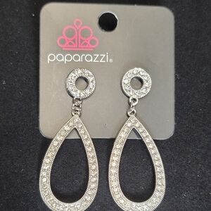 Lot of 6 Paparazzi Earrings